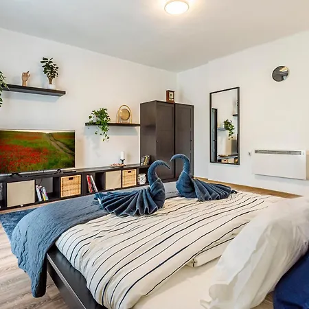 Apartmán Riverside No1 *